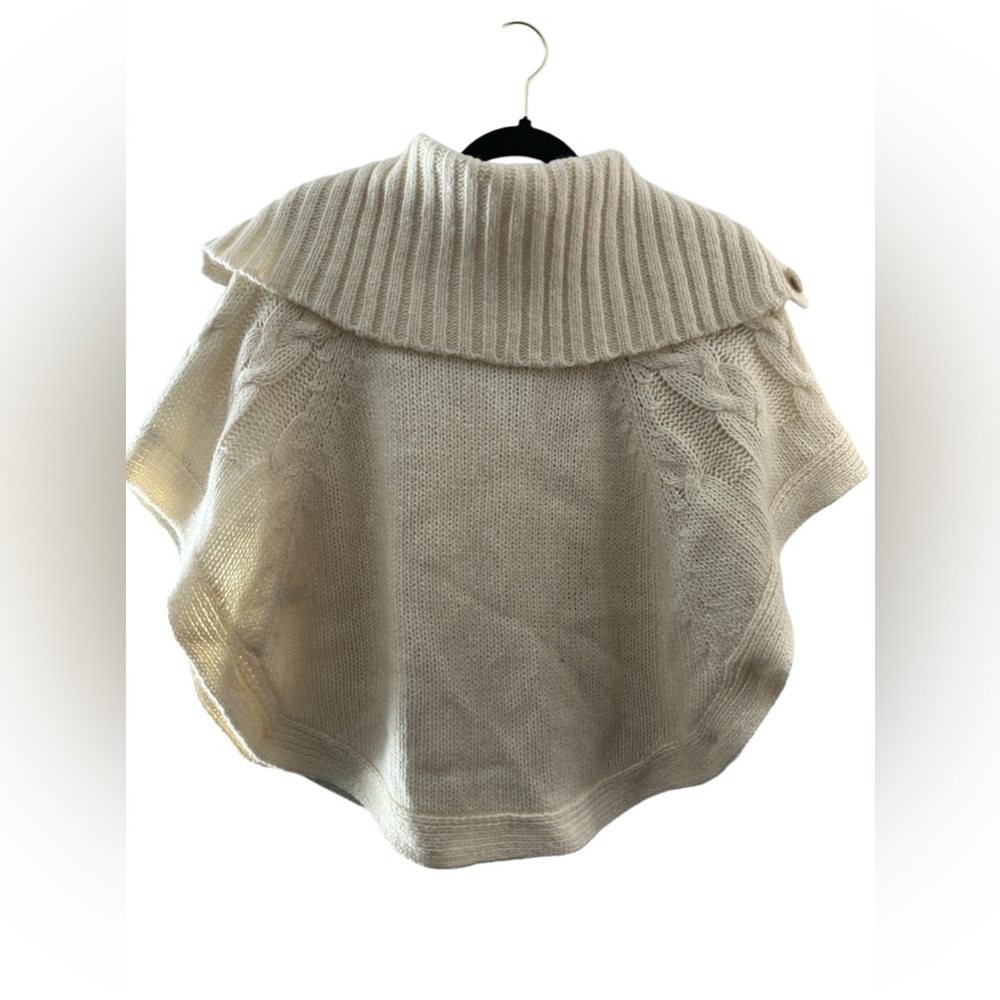 Knitted Top - Picture 2 of 3